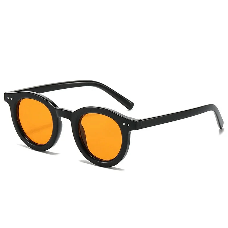 JNPCXI Oval Punk Sunglasses – UV400 Gradient Shades with Rivet Detail for Men & Women
