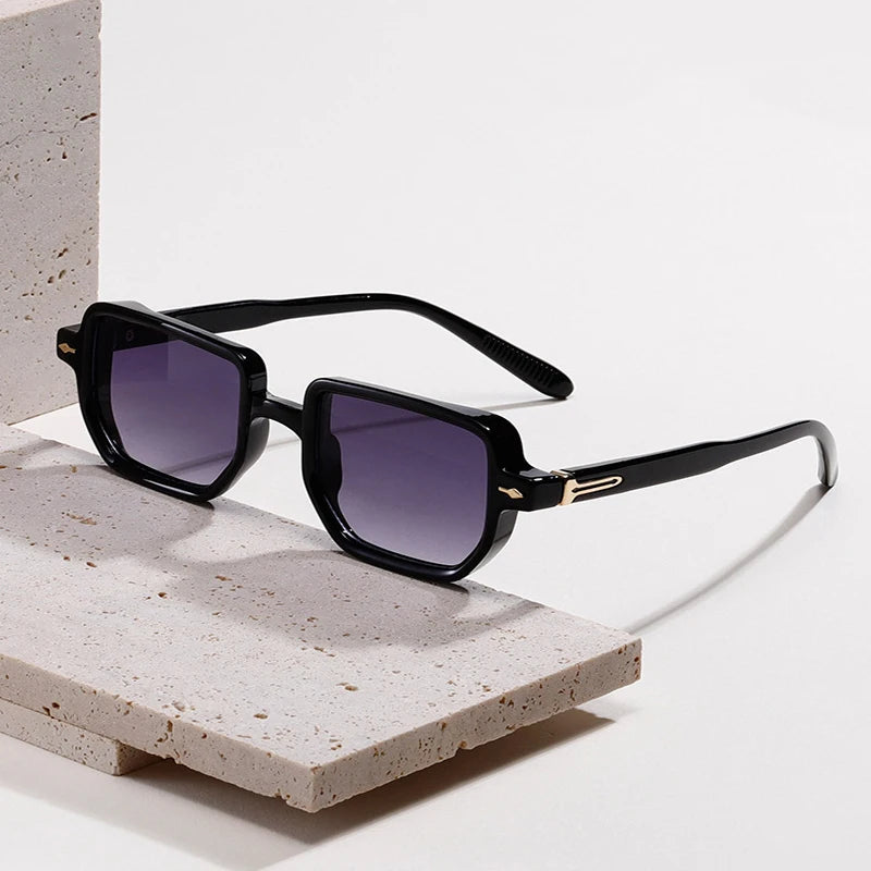 SO&EI Retro Rectangle Rivets Punk Gradient Sunglasses