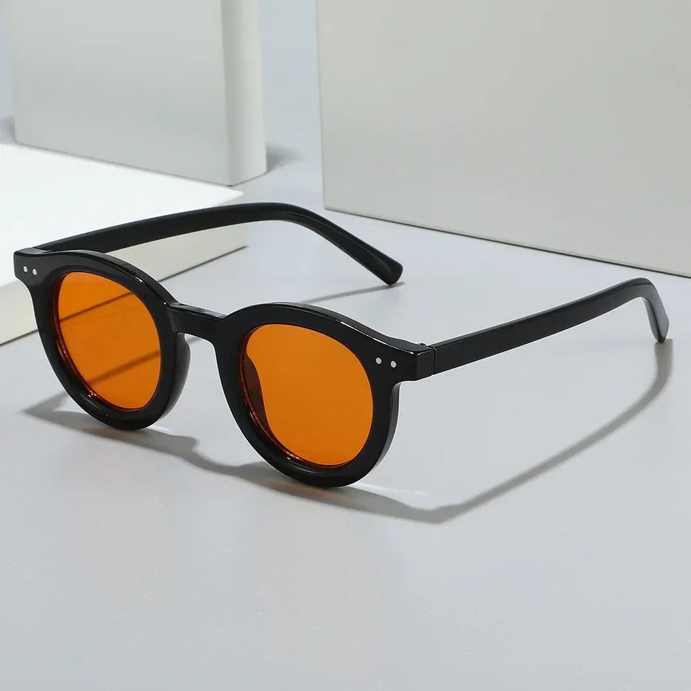 JNPCXI Oval Punk Sunglasses – UV400 Gradient Shades with Rivet Detail for Men & Women